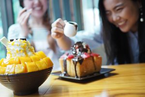 Best 1-For-1 Deals Featuring Jurong’s Mouthwatering Desserts